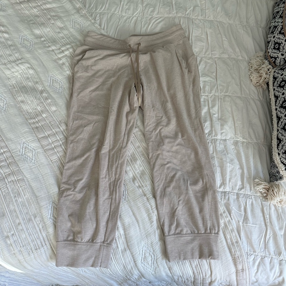 Lululemon Ready to Rulu Jogger crop